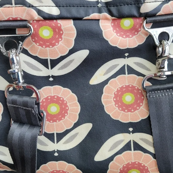Petunia Pickle Bottom Diaper Bag lg backpack & shoulder bag peach/black floral